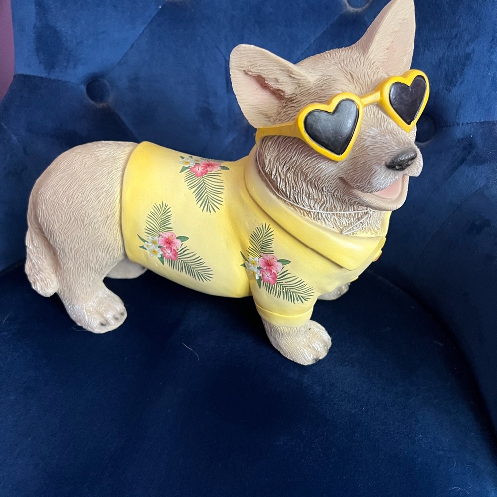 Corgi  Statue